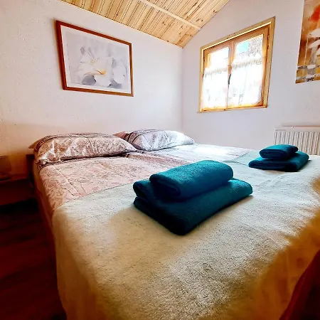 Klimatyczne Domy, Ryn Mazury Feriehus Lawki